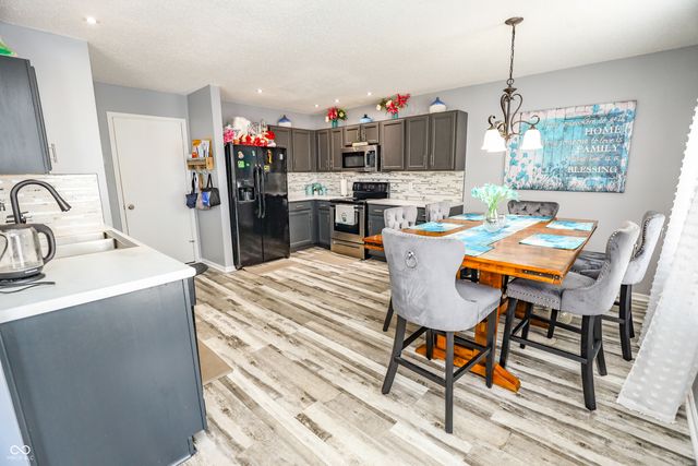 11505 Presidio Drive, Indianapolis, IN 46235