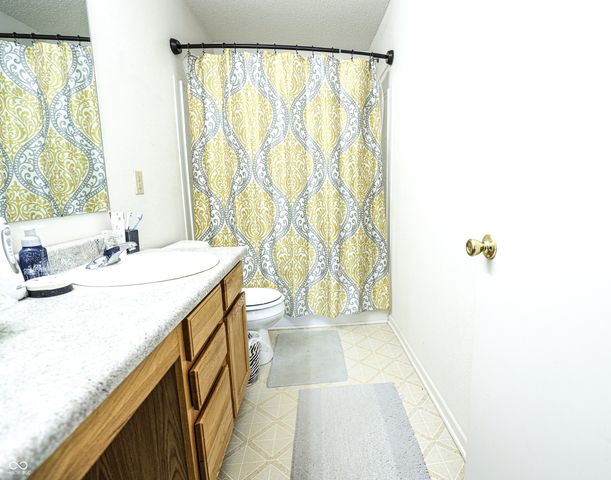11505 Presidio Drive, Indianapolis, IN 46235