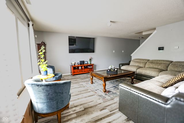 11505 Presidio Drive, Indianapolis, IN 46235