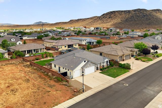 3466 W 2490 S, Hurricane, UT 84737