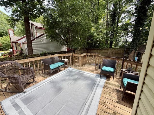 106 Copperfield, Williamsburg, VA 23185