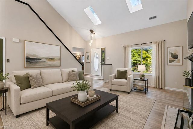 106 Copperfield, Williamsburg, VA 23185