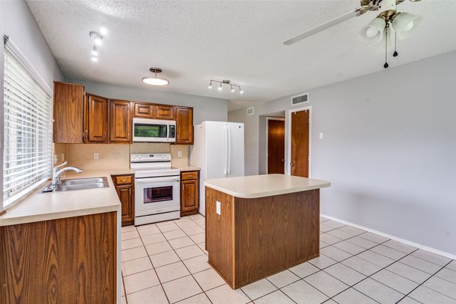1456 Larchmont Drive, Plano, TX 75074