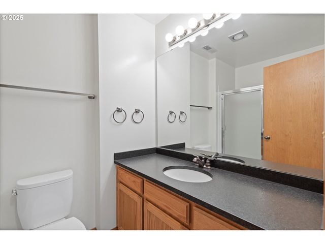 2335 Nw INLET Ave 7, Lincoln City, OR 97367