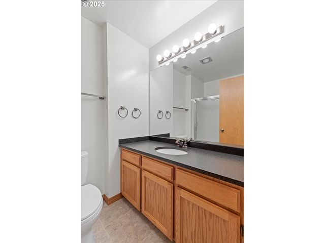 2335 Nw INLET Ave 7, Lincoln City, OR 97367