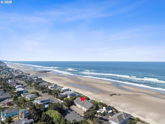 2335 Nw INLET Ave 7, Lincoln City, OR 97367