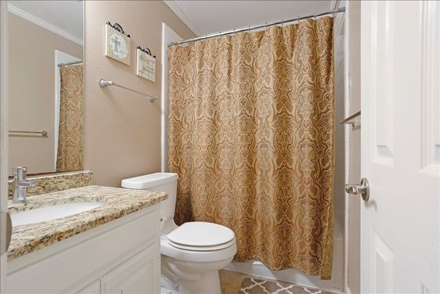 105 Mulberry Drive, Trenton, TX 75490