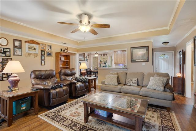 105 Mulberry Drive, Trenton, TX 75490