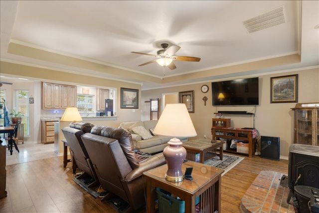 105 Mulberry Drive, Trenton, TX 75490