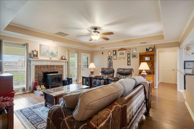 105 Mulberry Drive, Trenton, TX 75490