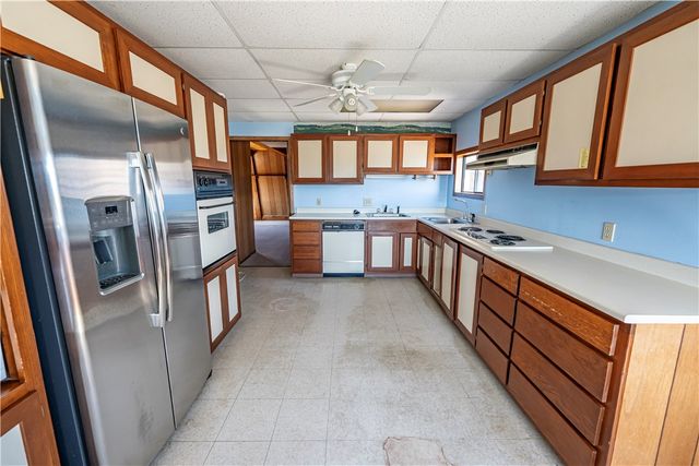 29366 N Mead Drive Dr, Meadview, AZ 86444