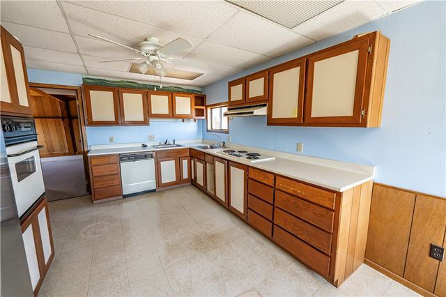 29366 N Mead Drive Dr, Meadview, AZ 86444