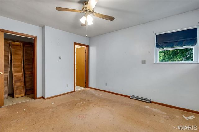 6137 Floraville Road, Millstadt, IL 62260