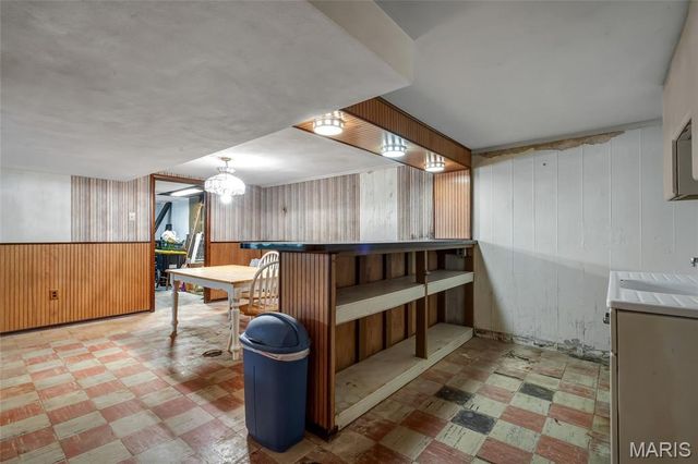 6137 Floraville Road, Millstadt, IL 62260