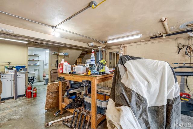 6137 Floraville Road, Millstadt, IL 62260