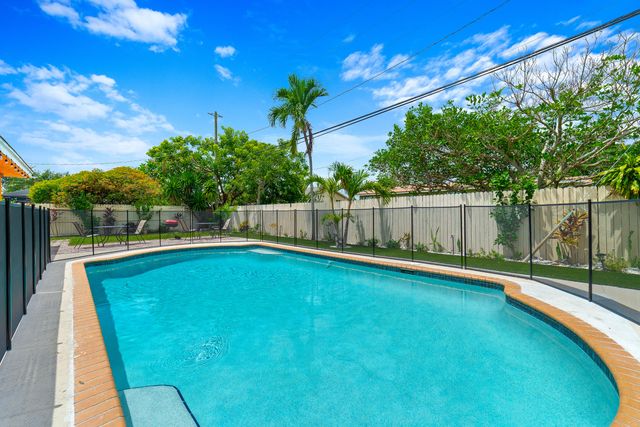 6767 Massachusetts Drive, Lake Worth, FL 33462