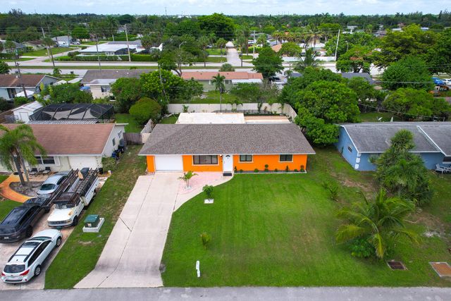 6767 Massachusetts Drive, Lake Worth, FL 33462