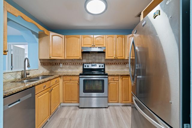 6767 Massachusetts Drive, Lake Worth, FL 33462