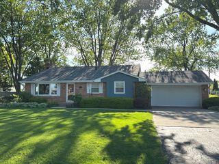 1496 W Lotus Lane, Kankakee, IL 60901