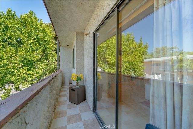 8516 Cadillac Avenue 8, Los Angeles, CA 90034