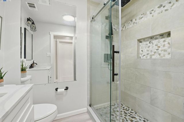 1341 Maryland Dr, Concord, CA 94521