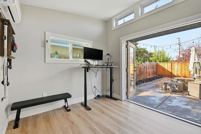 1341 Maryland Dr, Concord, CA 94521