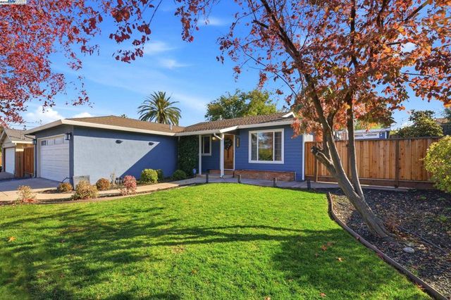 1341 Maryland Dr, Concord, CA 94521