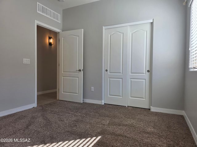 5549 W Jade Rock Place, Tucson, AZ 85742