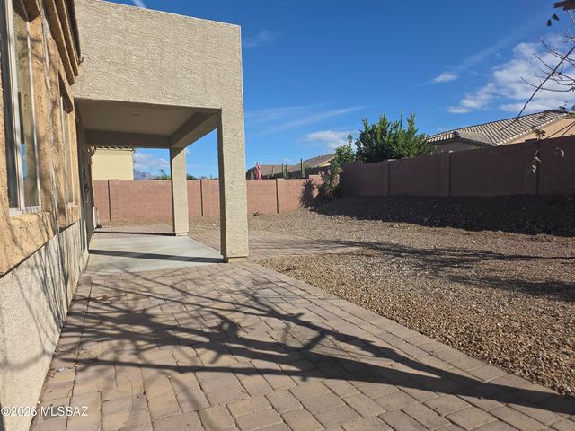 5549 W Jade Rock Place, Tucson, AZ 85742