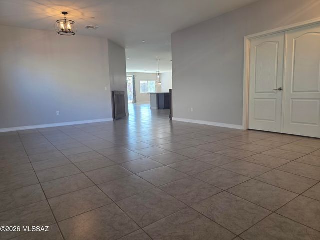 5549 W Jade Rock Place, Tucson, AZ 85742
