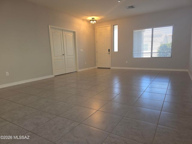 5549 W Jade Rock Place, Tucson, AZ 85742