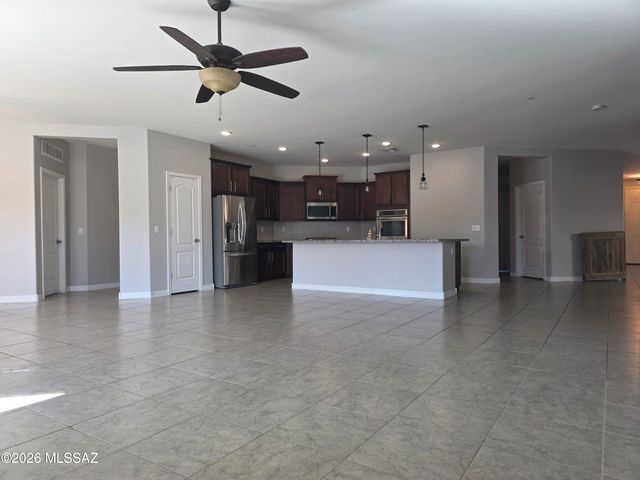 5549 W Jade Rock Place, Tucson, AZ 85742