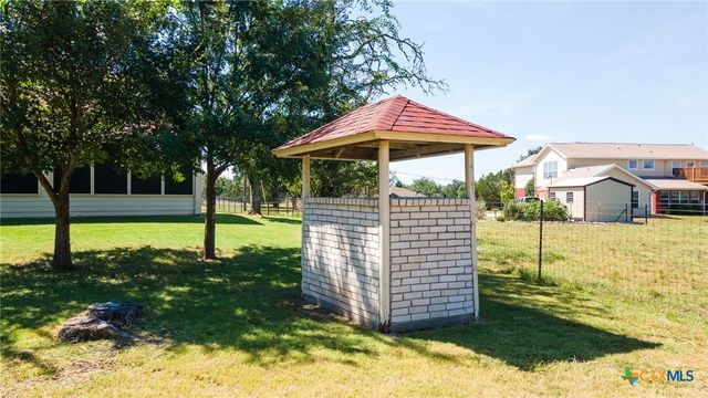 627 County Road 3340, Kempner, TX 76539