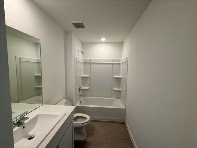 28750 Texas Plains Drive, Hockley, TX 77447