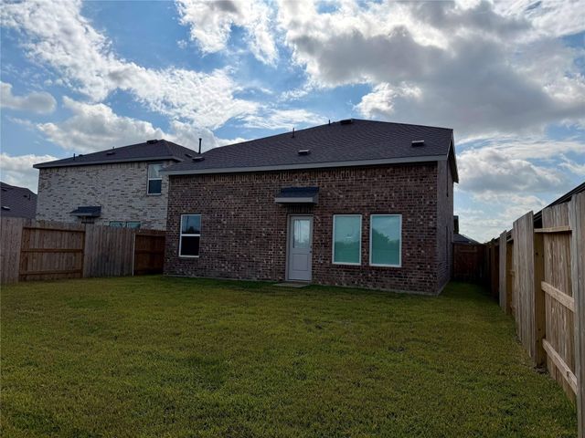 28750 Texas Plains Drive, Hockley, TX 77447