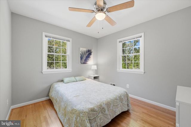 312 BROADLEAF, Vienna, VA 22180