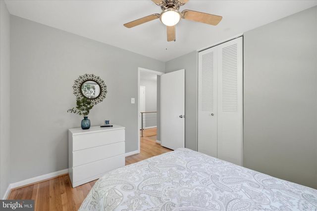 312 BROADLEAF, Vienna, VA 22180