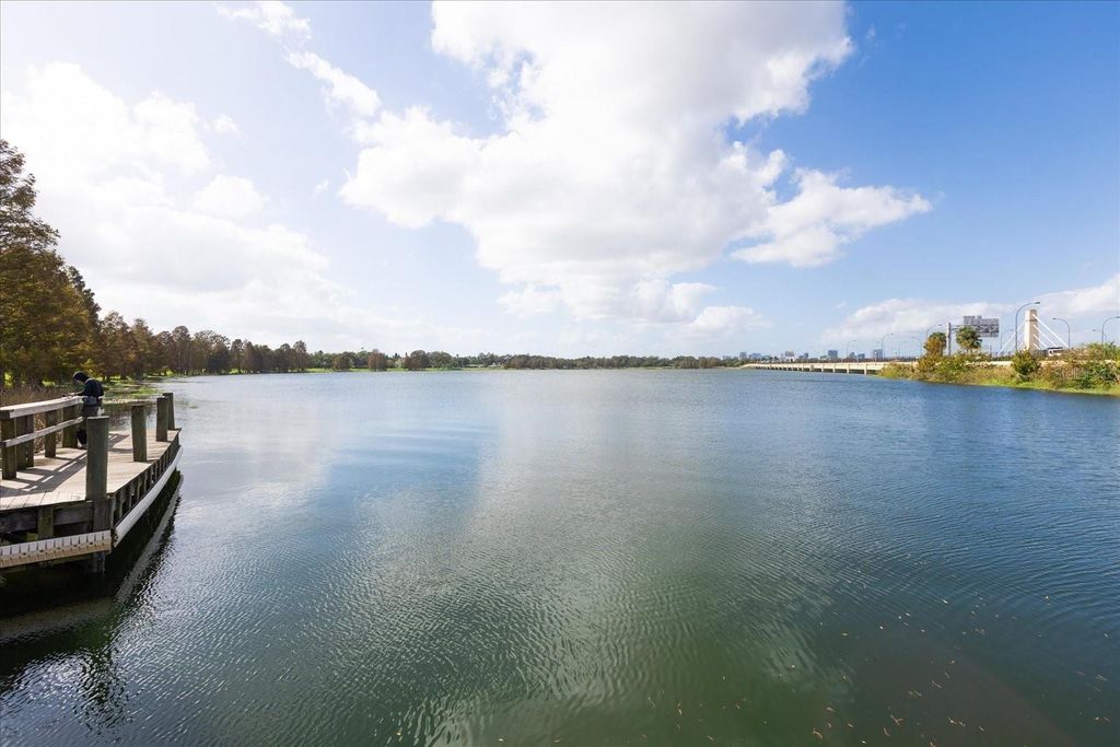 Image 70 of property listing at 4401 ROCKLEDGE ROAD, Orlando, FL 32807
