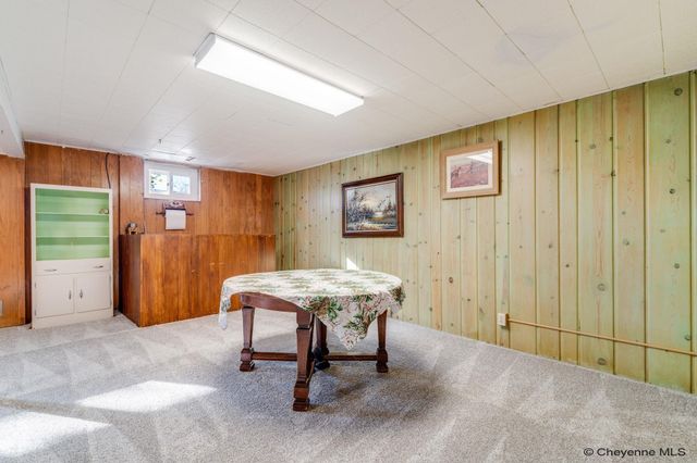 1100 ROSEBUD RD, Cheyenne, WY 82001