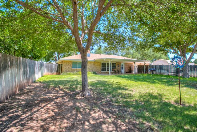 5111 Green Valley Trail, San Angelo, TX 76904