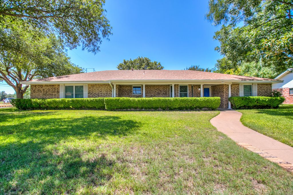 Image 1 of property listing at 5111 Green Valley Trail, San Angelo, TX 76904