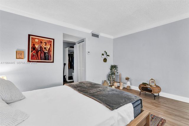 8600 SW 109th Ave 4-207, Miami, FL 33173