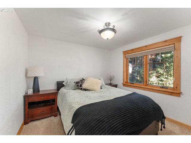 8690 LOOKINGGLASS Rd, Roseburg, OR 97471