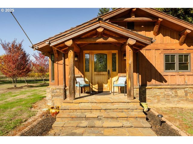 8690 LOOKINGGLASS Rd, Roseburg, OR 97471