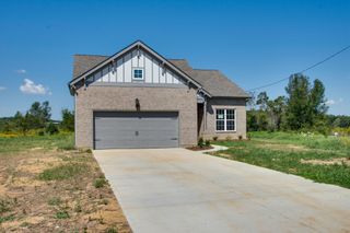 946 Hunters Lane, Springfield, TN 37172