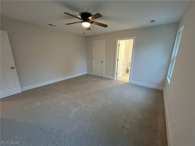 938 East Drive, Sheffield Lake, OH 44054