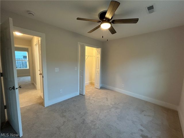 938 East Drive, Sheffield Lake, OH 44054