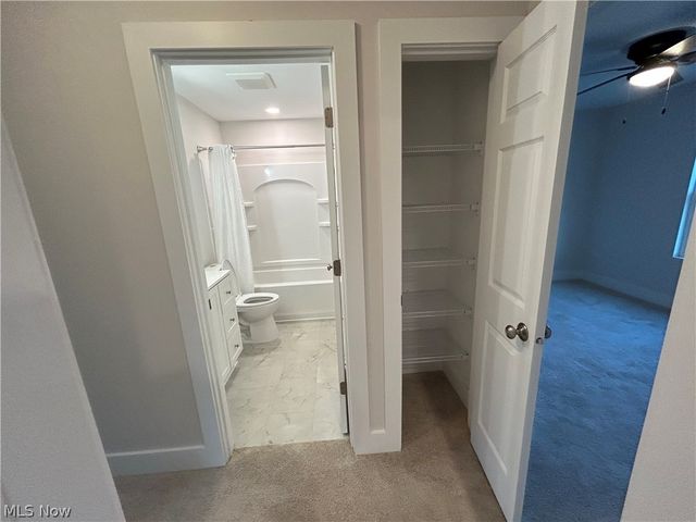 938 East Drive, Sheffield Lake, OH 44054