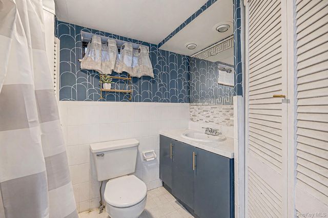 2270 Edna Court, Baldwin, NY 11510