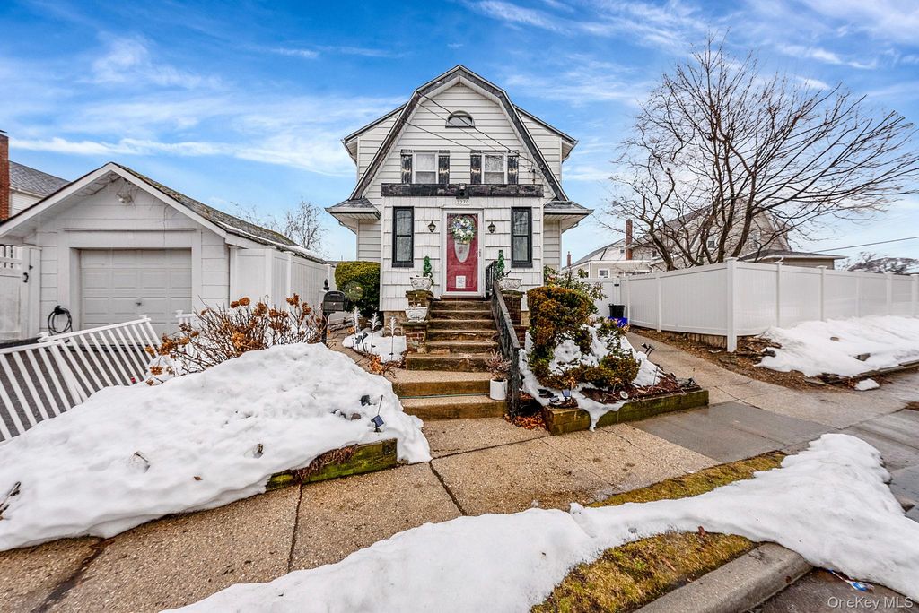 2270 Edna Court, Baldwin, NY 11510